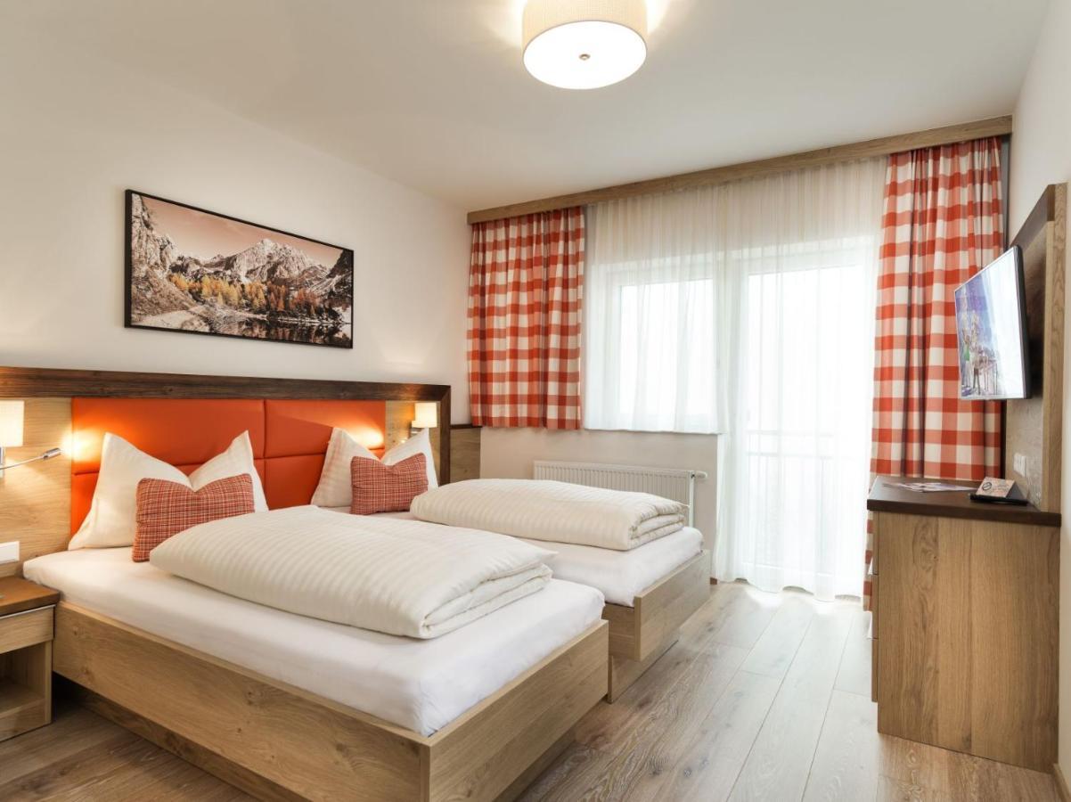 Apartments & Garni Alpenrose Obertauern Exterior photo